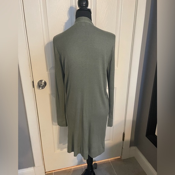 LOFT Cardigan Size XLP - Picture 2 of 4